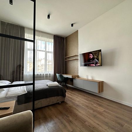 Romantic Apartments - In The Center Of Lviv , King-Size Bed Kültér fotó
