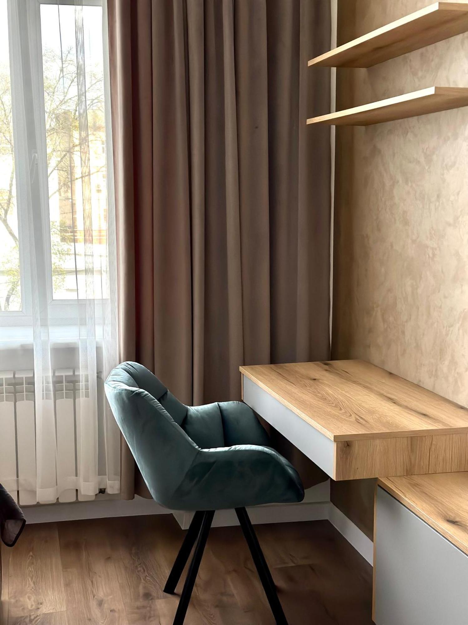 Romantic Apartments - In The Center Of Lviv , King-Size Bed Kültér fotó